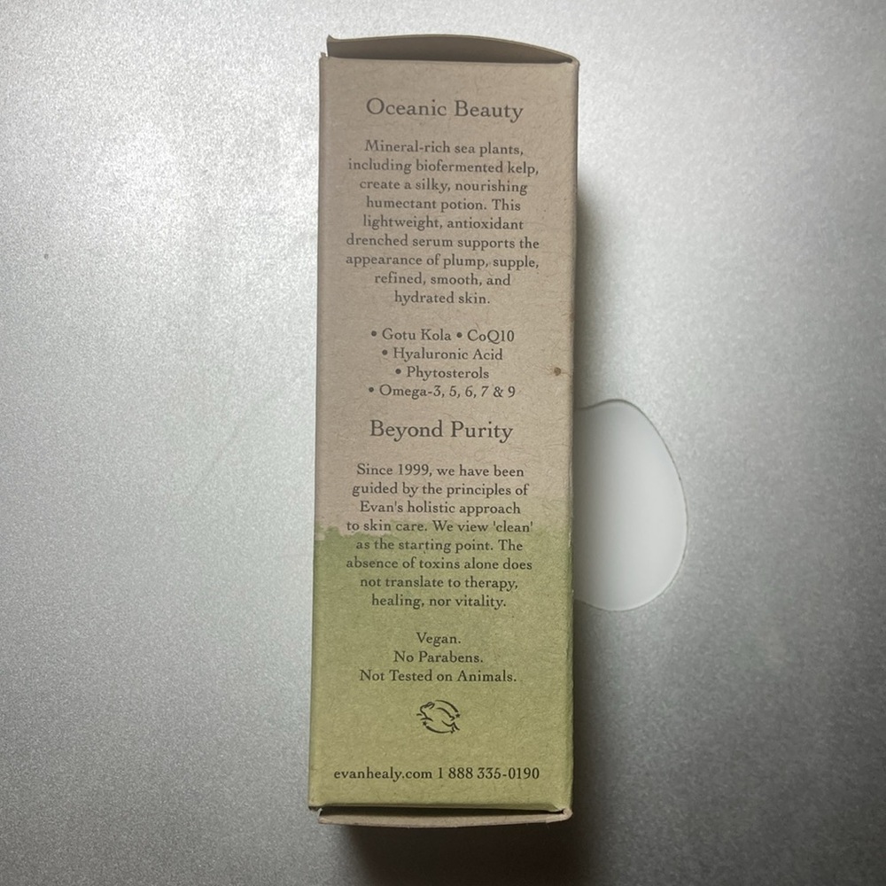 Sea Algae Serum - Green and Cream - Picture 2 of 5
